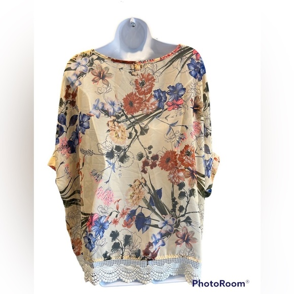Floral Print Women's Top - Picture 7 of 13
